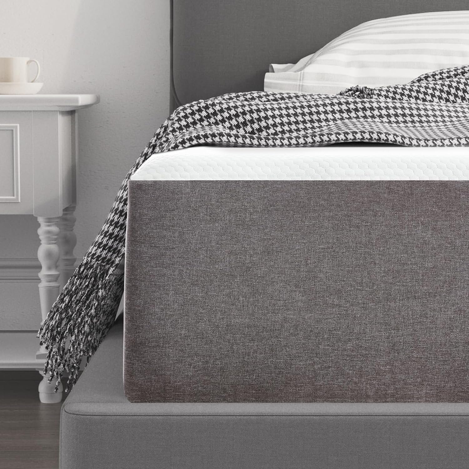 Queen Size Mattress, Medium Firm 10 Inch Memory Foam Mattress in a Box, Supportive & Pressure Relief with Breathable Soft Fabric Cover