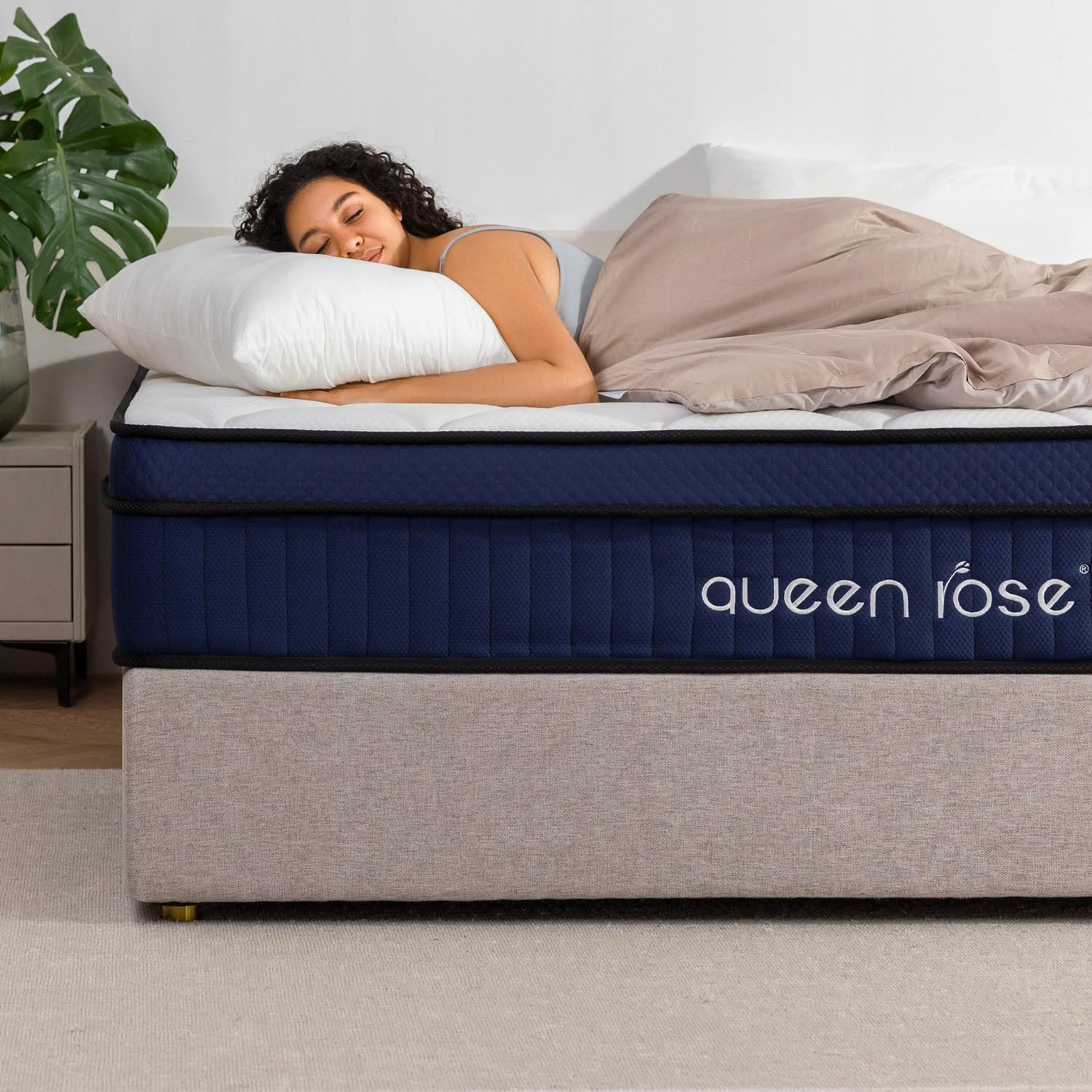 QUEEN ROSE Queen Size Mattress, 12 Inch Memory Foam Mattress Bed, Pillow Top Mattress in a Box with Individual Pocket Spring for Motion Isolation and Silent Sleep, Pressure Relief, CertiPUR-US